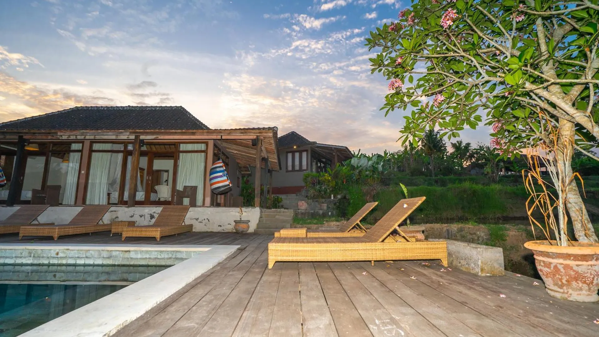 New Villa Nirmala Ubud 5*,